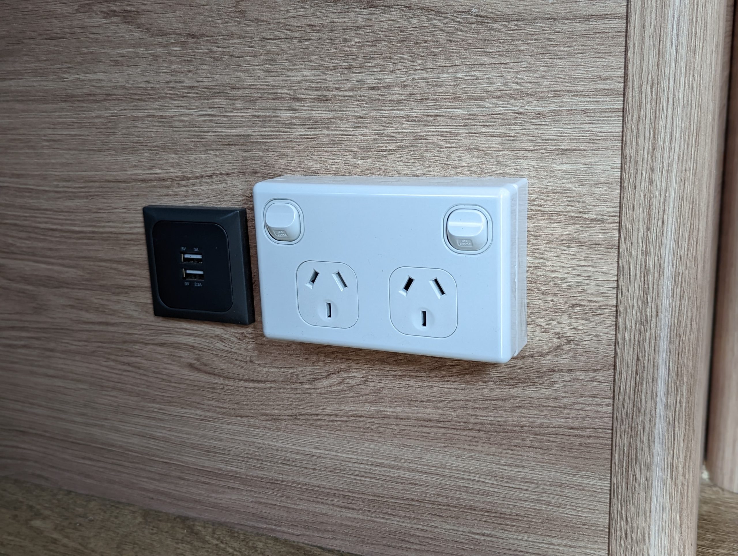 Glider-Double-Bed-Caravan-with-USB-charging-sockets